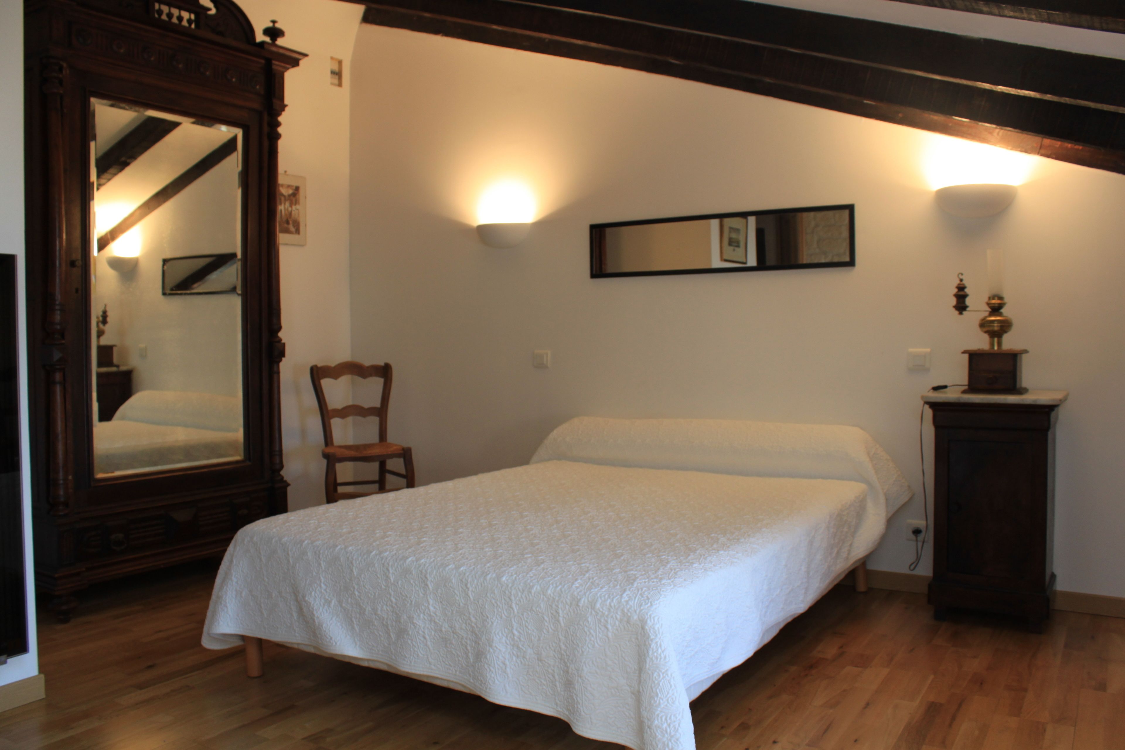 Chambre Double Supérieure (3rd floor) | Décoration personnalisée, ameublement personnalisé, bureau