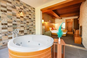 Baignoire, baignoire à jets, articles de toilette gratuits