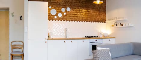 Appartement, 2 chambres (10/16 Marszałkowska street) | Coin séjour | Télévision à écran plat