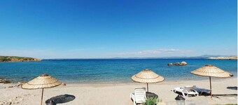 Ataol Beach & Bungalows