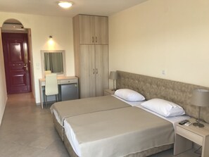 Kostenlose Babybetten, kostenloses WLAN, Bettwäsche