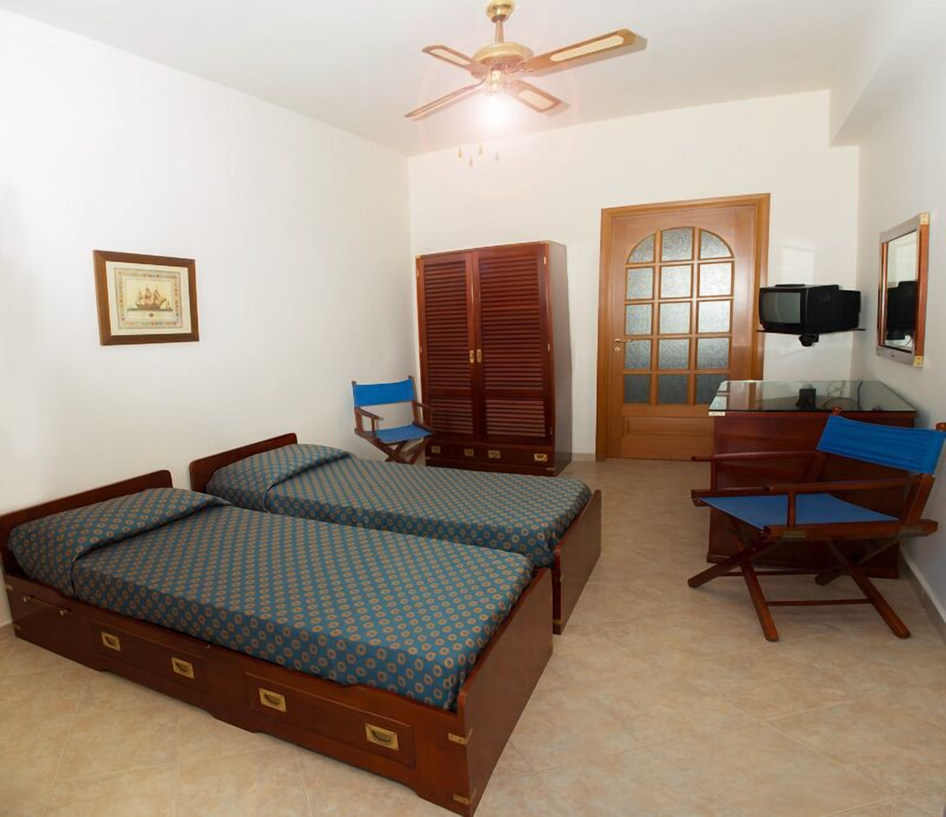 double or twin room, annex building | minibar, in-room safe, individually furnished, desk