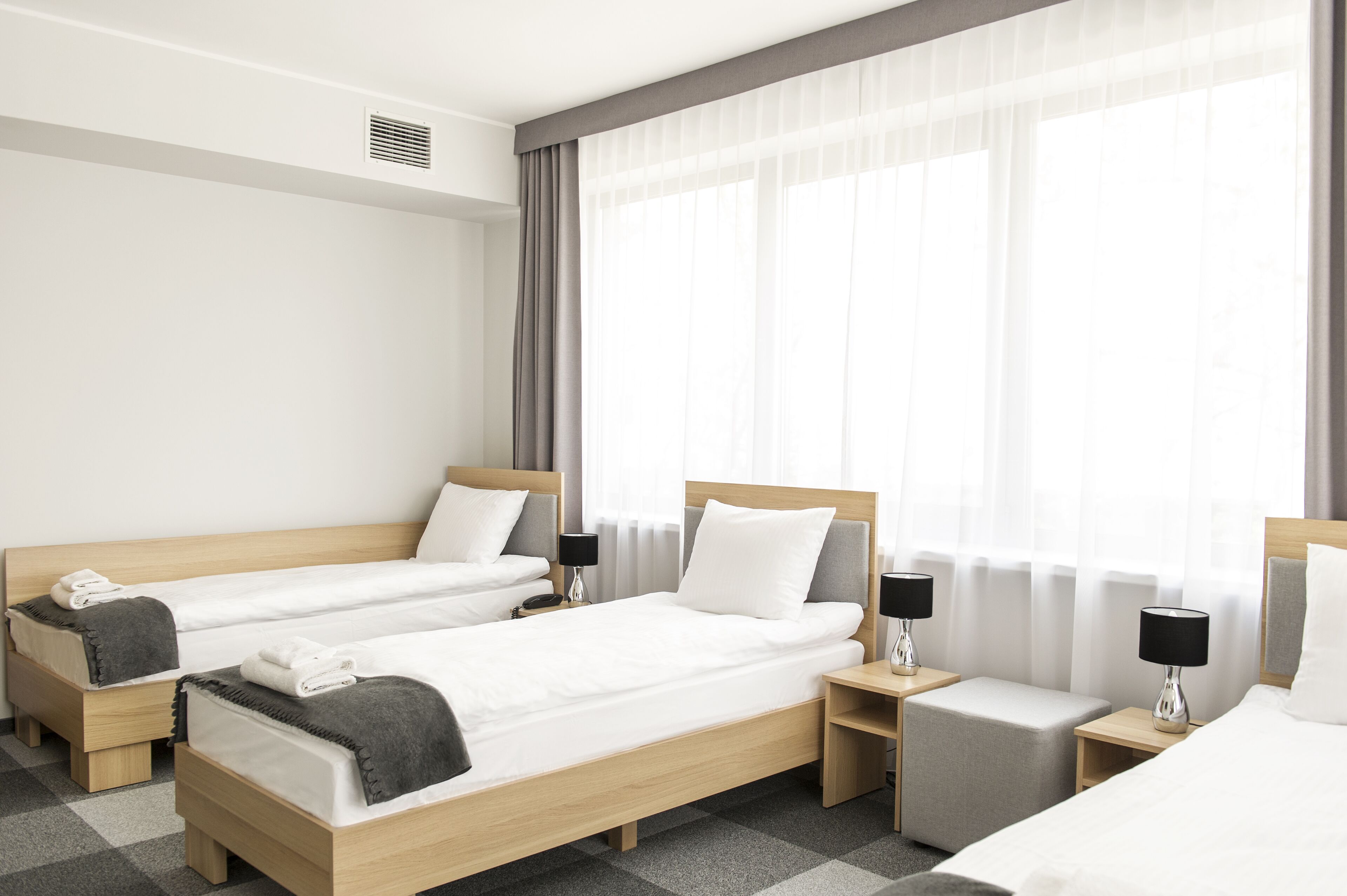 premium bedding, in-room safe, desk, soundproofing