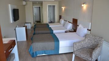 Egyptian cotton sheets, premium bedding, minibar, in-room safe