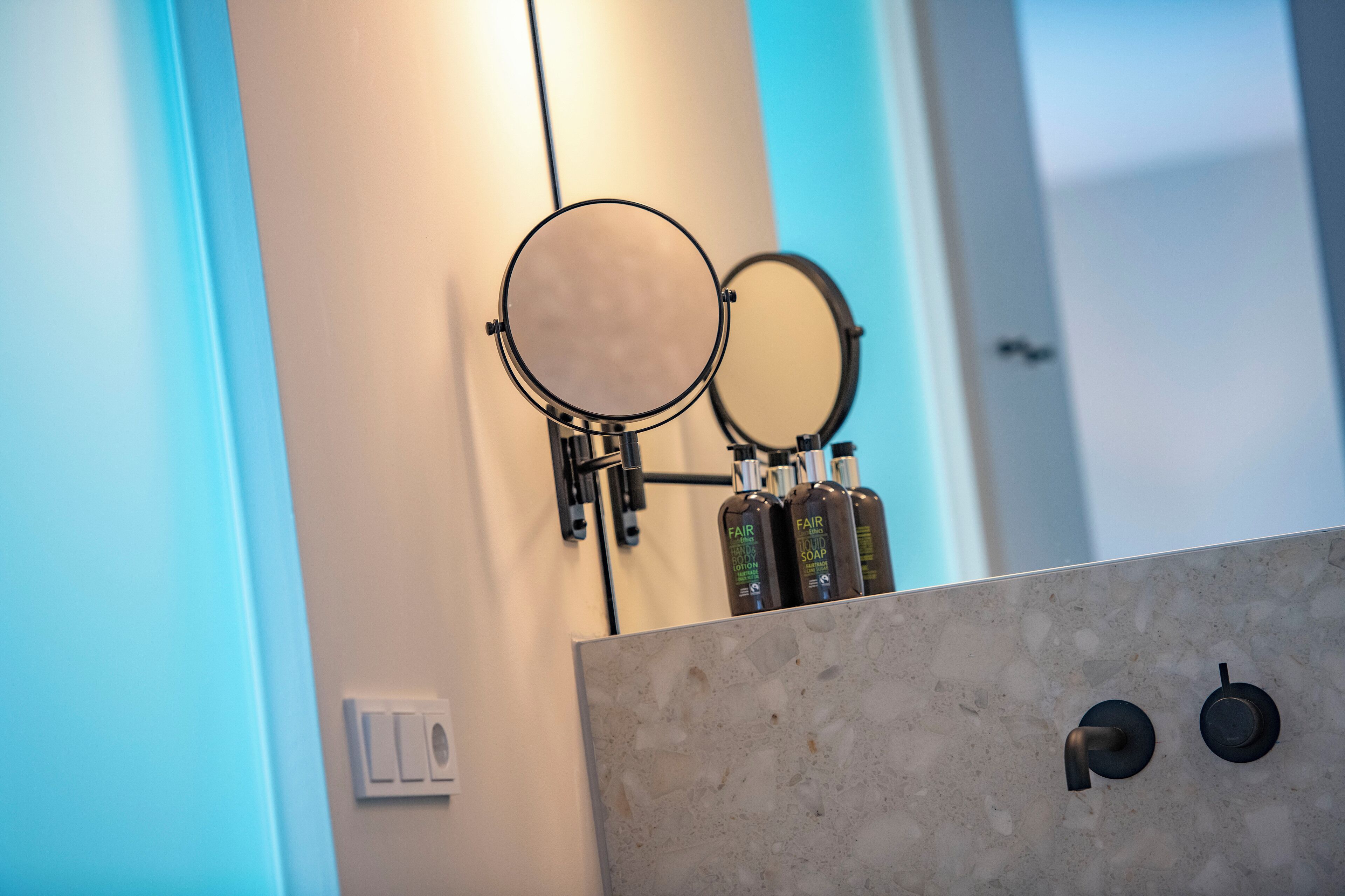 design double room, 1 queen bed, garden view | bathroom | shower, free toiletries, hair dryer, towels