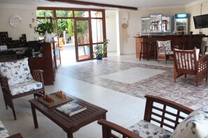 Bar (en la propiedad)