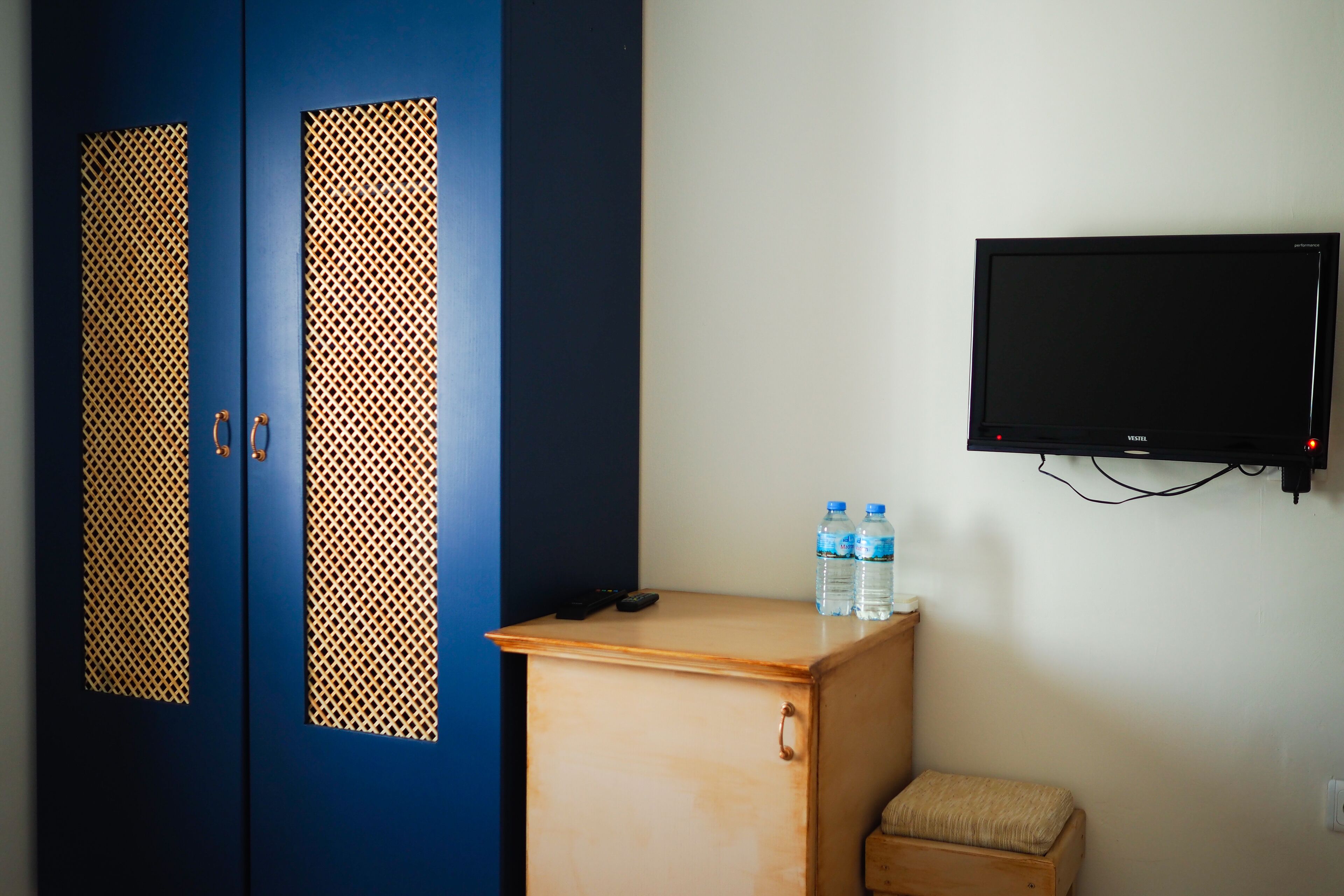 standard suite | 1 bedroom, premium bedding, down duvets, in-room safe