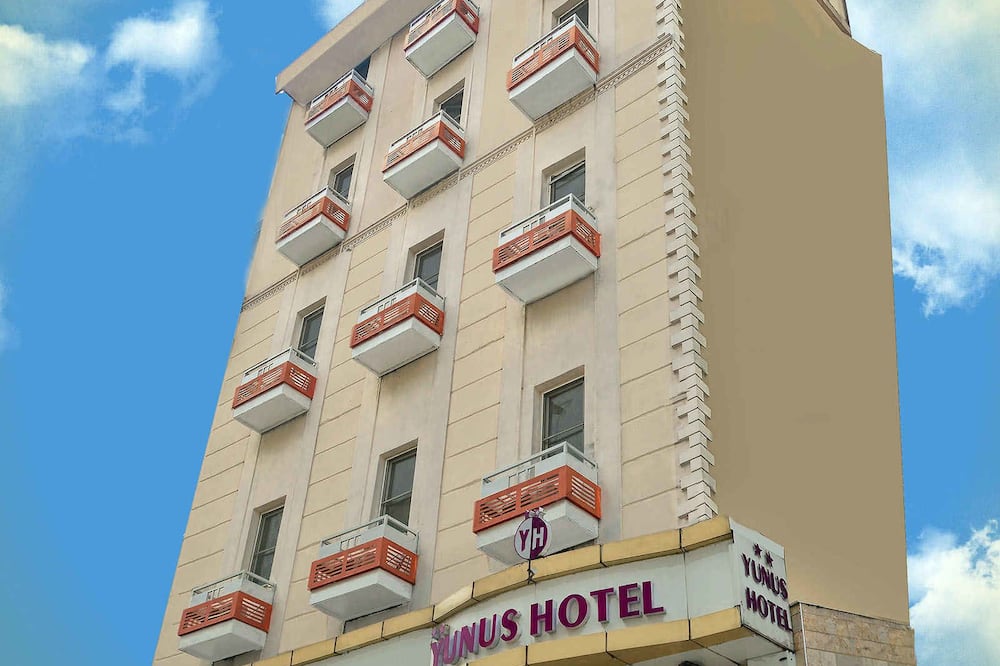 Yunus Hotel