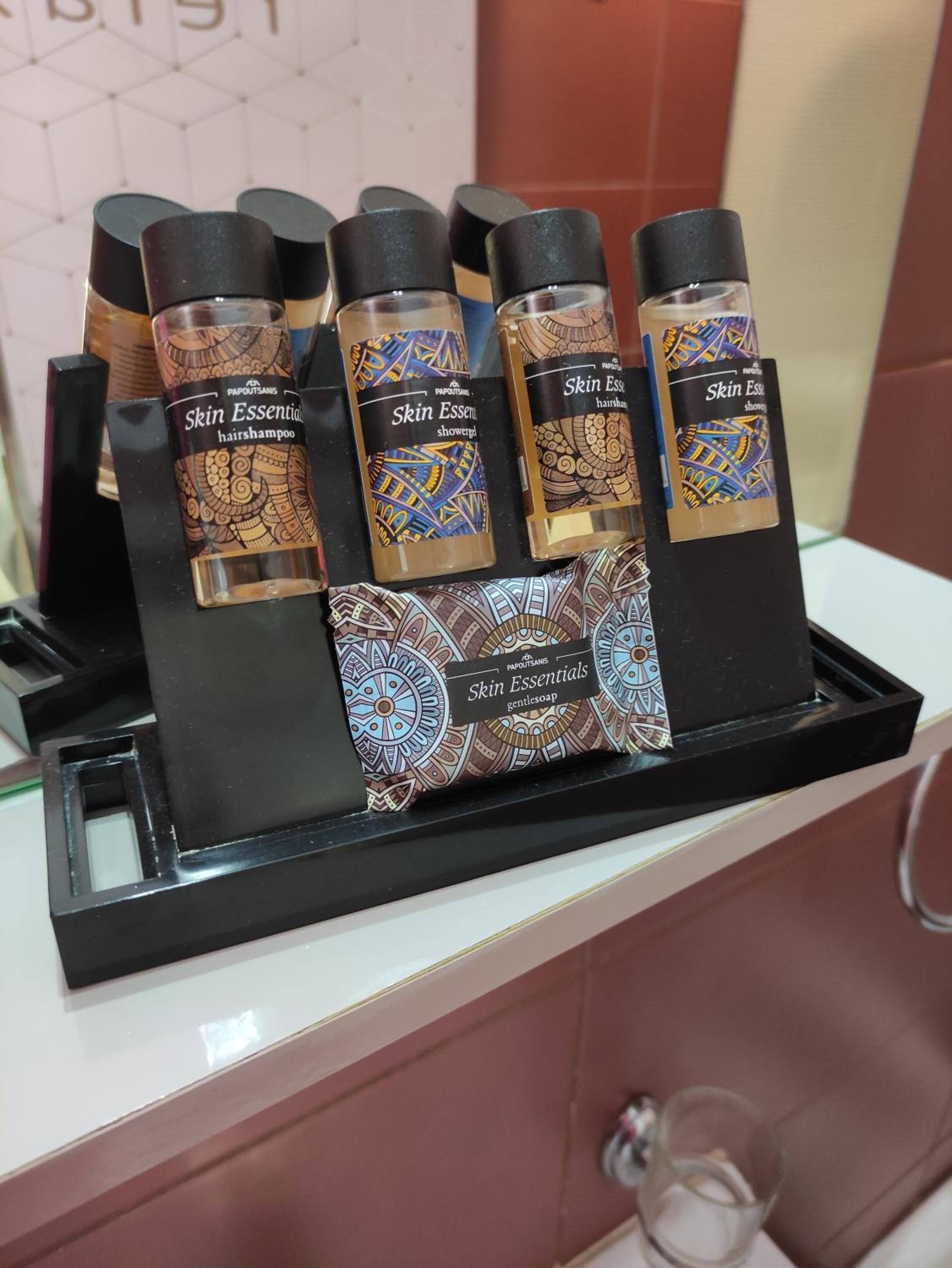 shower, free toiletries, hair dryer, slippers