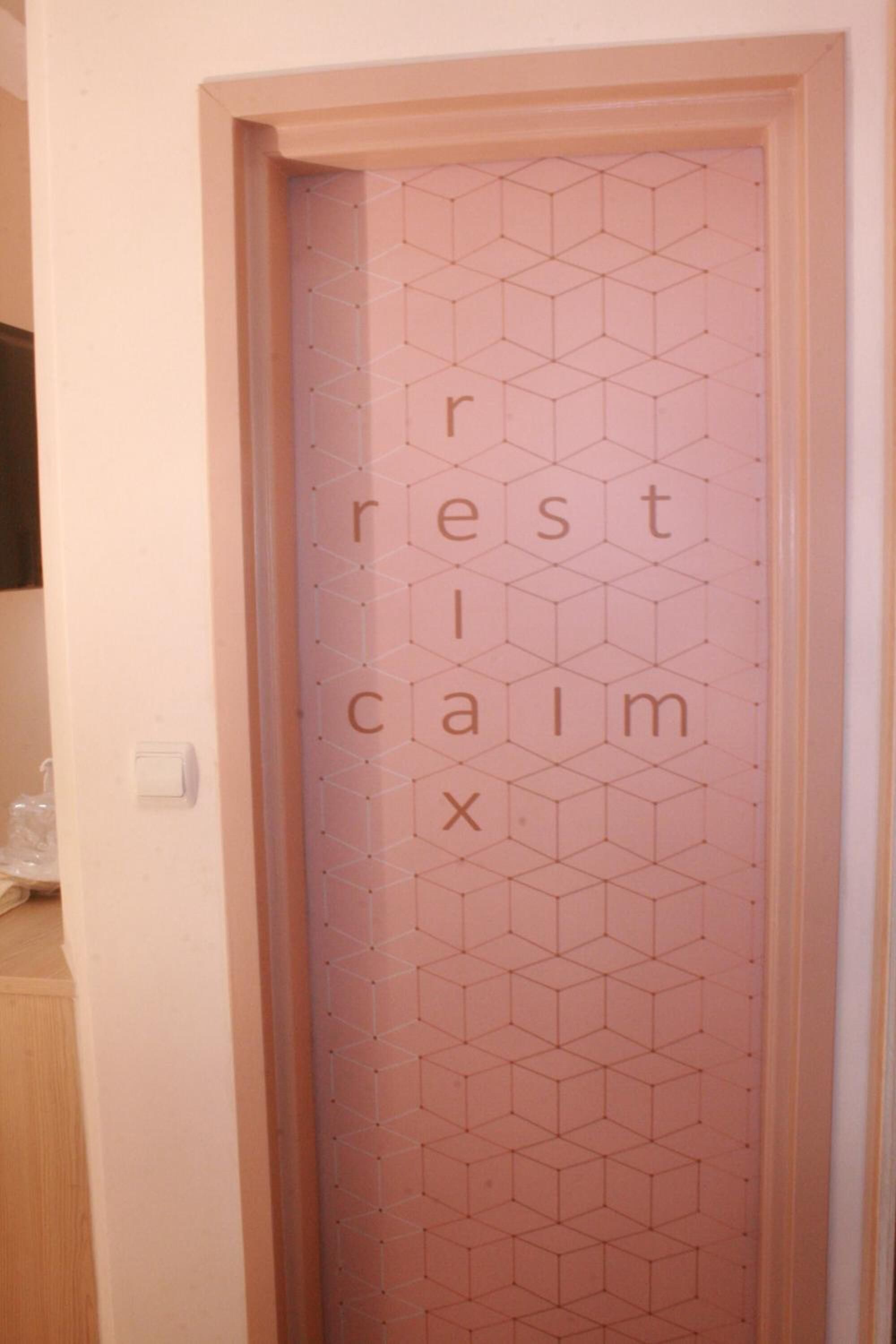 deluxe studio (2 adults) | bathroom | shower, free toiletries, hair dryer, slippers