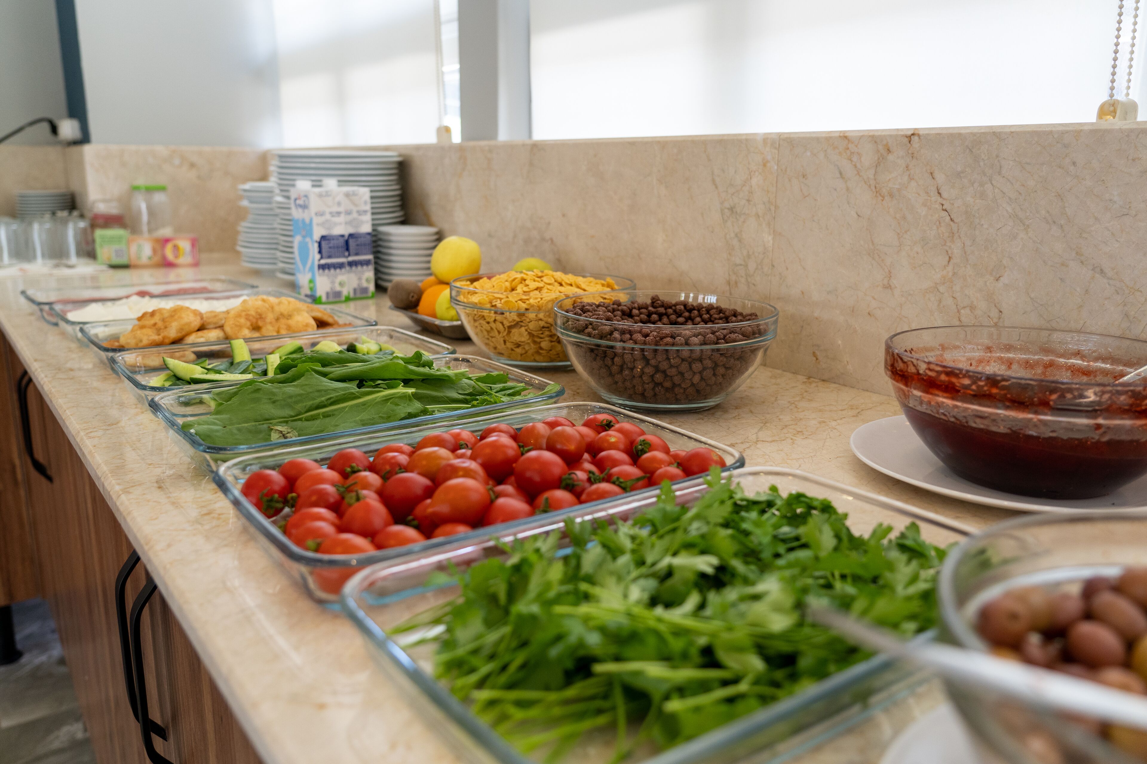 Free daily buffet breakfast