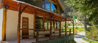 Sasha Motel Familiar