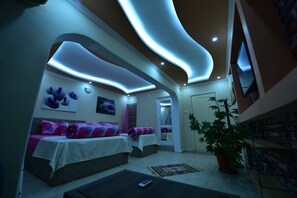 Family Room | Premium bedding, desk, free WiFi - Eren Hotel (Izmit)