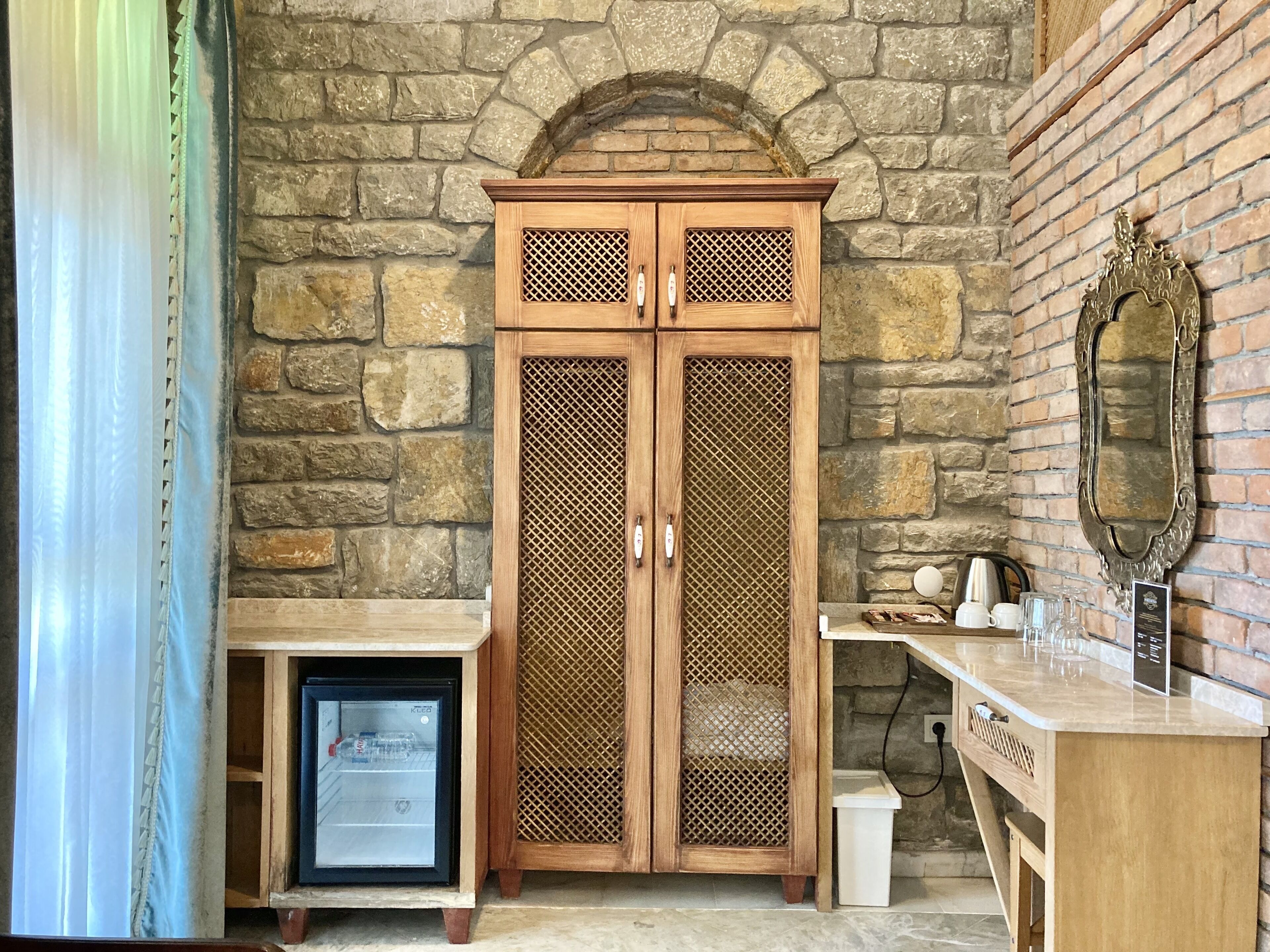 king suite room, garden view | 1 bedroom, premium bedding, free minibar items, desk