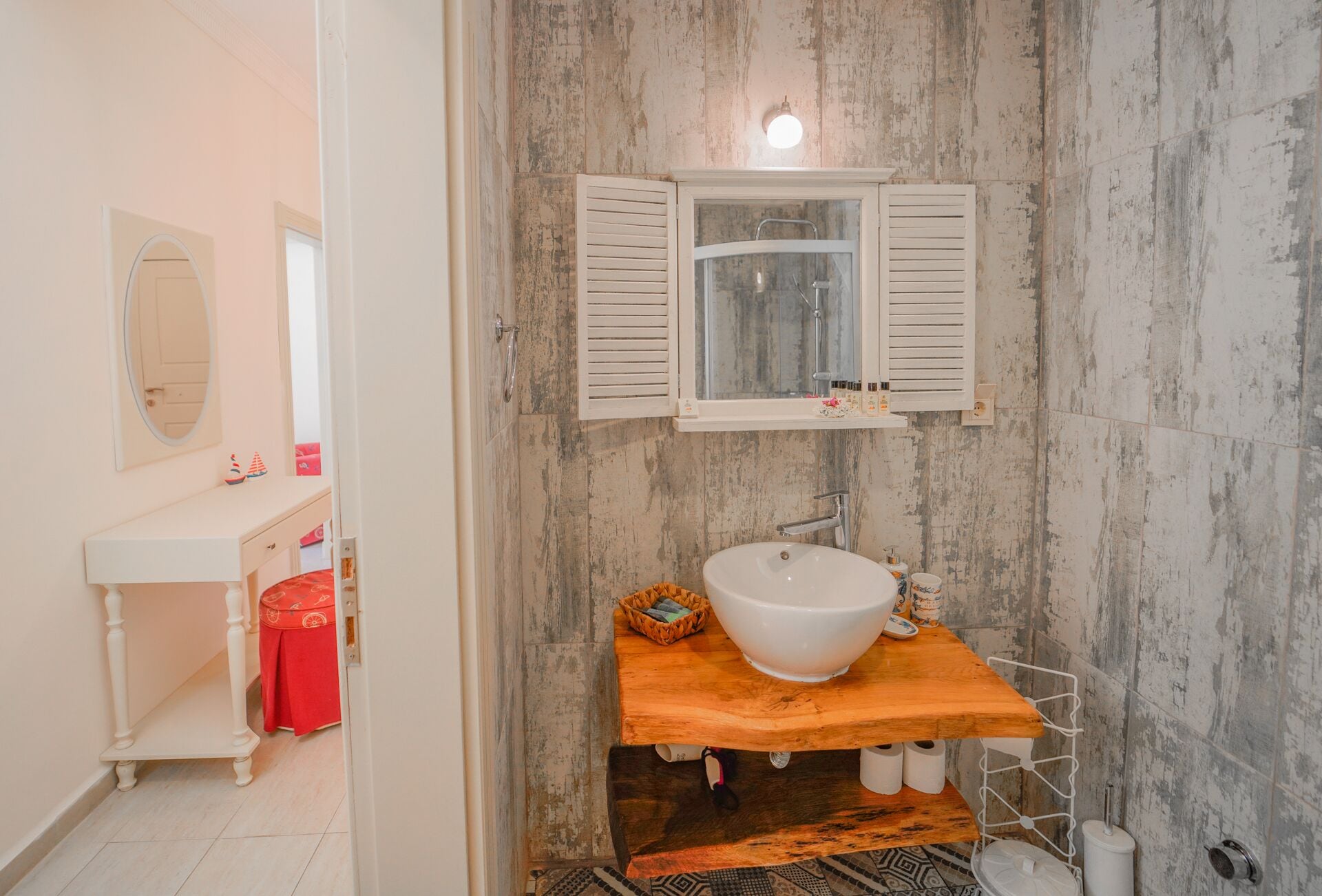 family room, connecting rooms, sea view | bathroom | deep-soaking bathtub, free toiletries, hair dryer, bathrobes