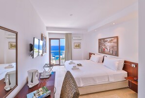 Quarto casal, vista para o mar | Roupas de cama premium, frigobar (abastecido com alguns itens grátis)