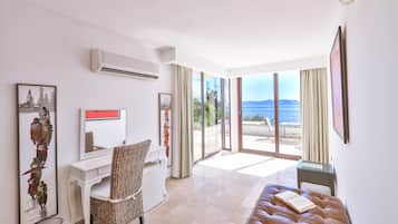 Suite Deluxe, baignoire à jets, vue mer | Vue de la chambre