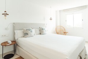 Junior Room, Sea View | Egyptian cotton sheets, premium bedding, down duvets, memory-foam beds - Hotel Boutique & Spa Las Mimosas Ibiza (Sant Josep de sa Talaia)