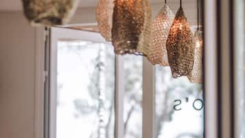 Café da manhã, almoço e jantar