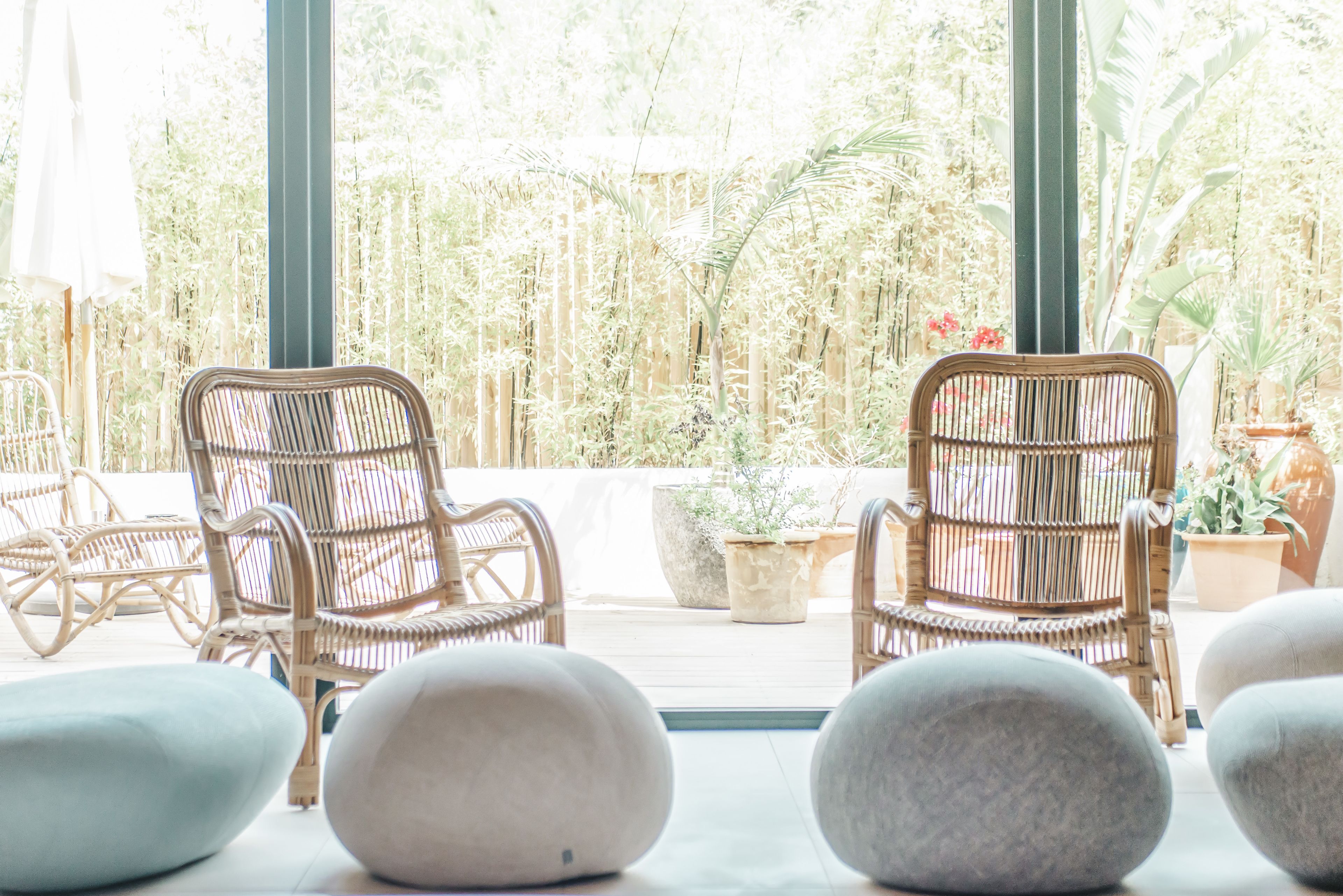 couples treatment room(s), sauna, hot tub, steam room, body treatments