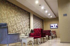 Coin salon dans le hall