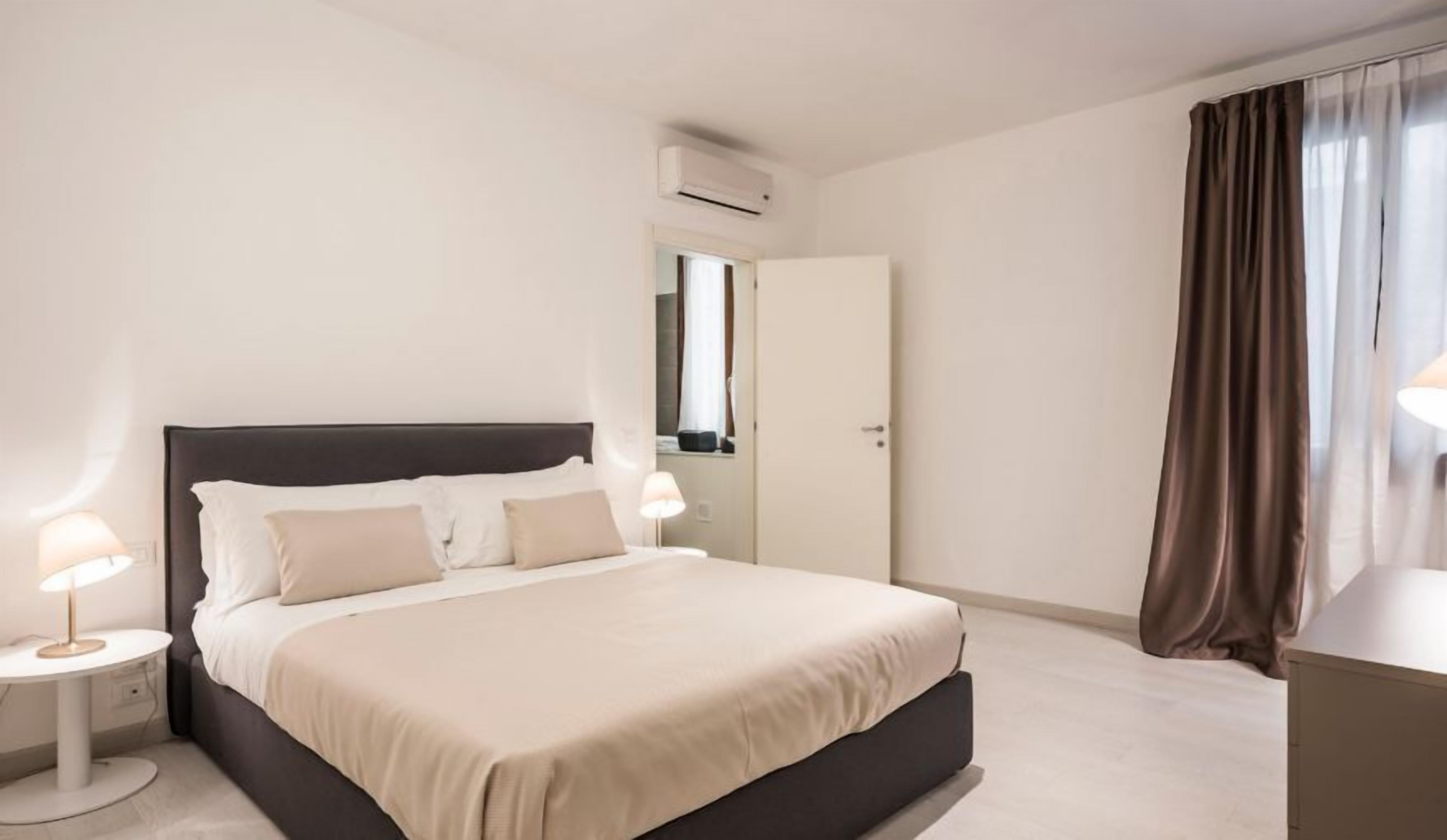 Comfort Apartment | 1 bedroom, desk, iron/ironing board, free WiFi