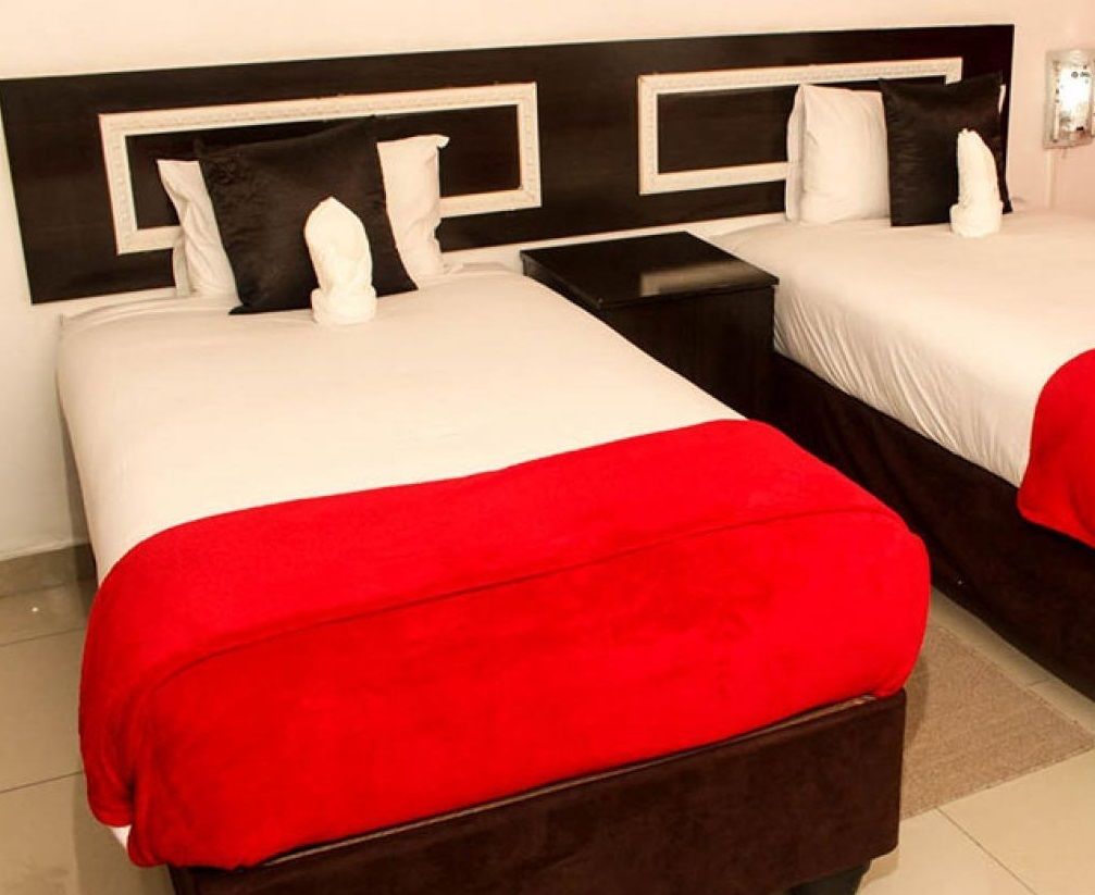 Meja kerja dan Wi-Fi gratis