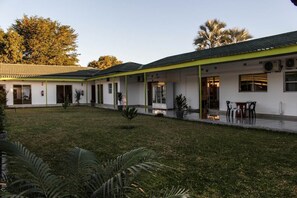 Property grounds - Laha Hotel (Maun)