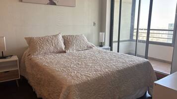 Standard Apartment, 1 Bedroom, Kitchenette | 1 bedroom, soundproofing, iron/ironing board, free WiFi