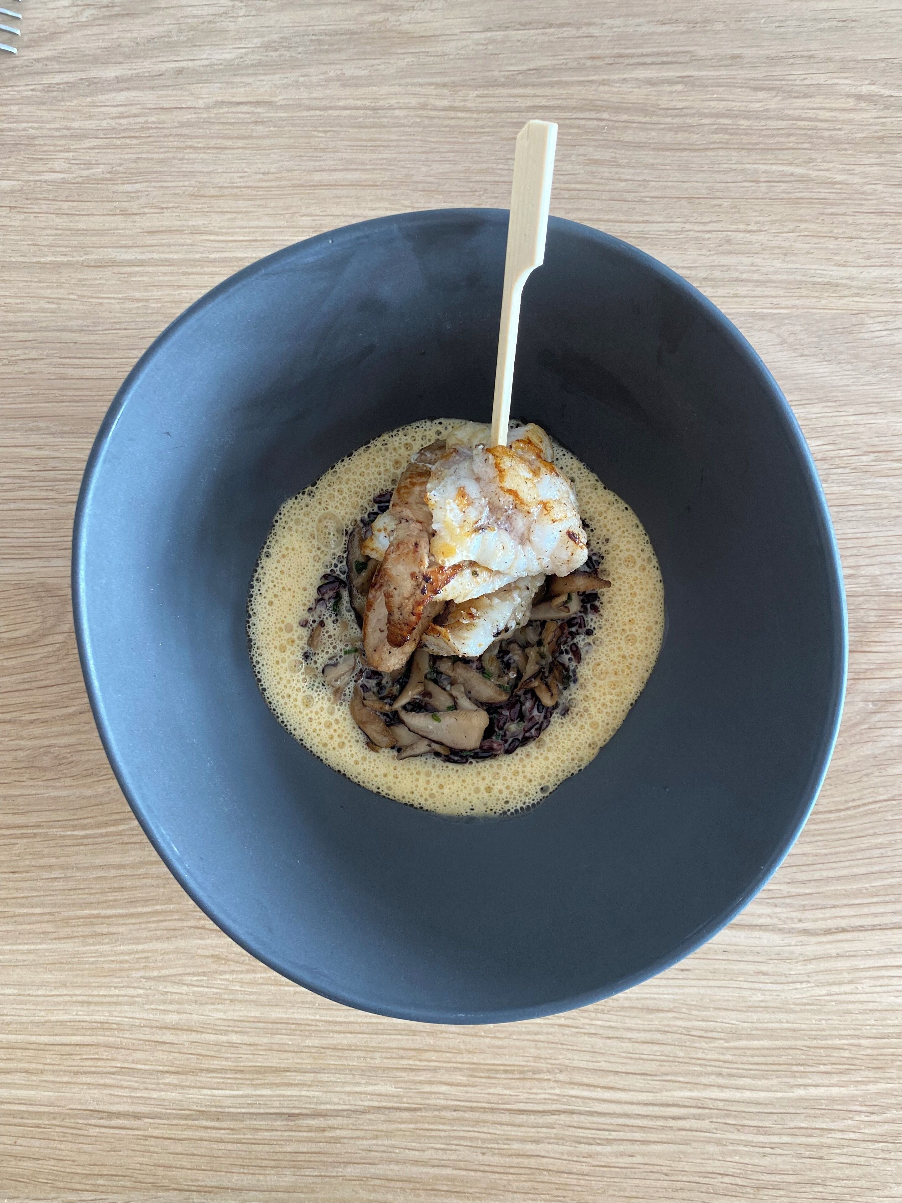 lunch and dinner served, sea views