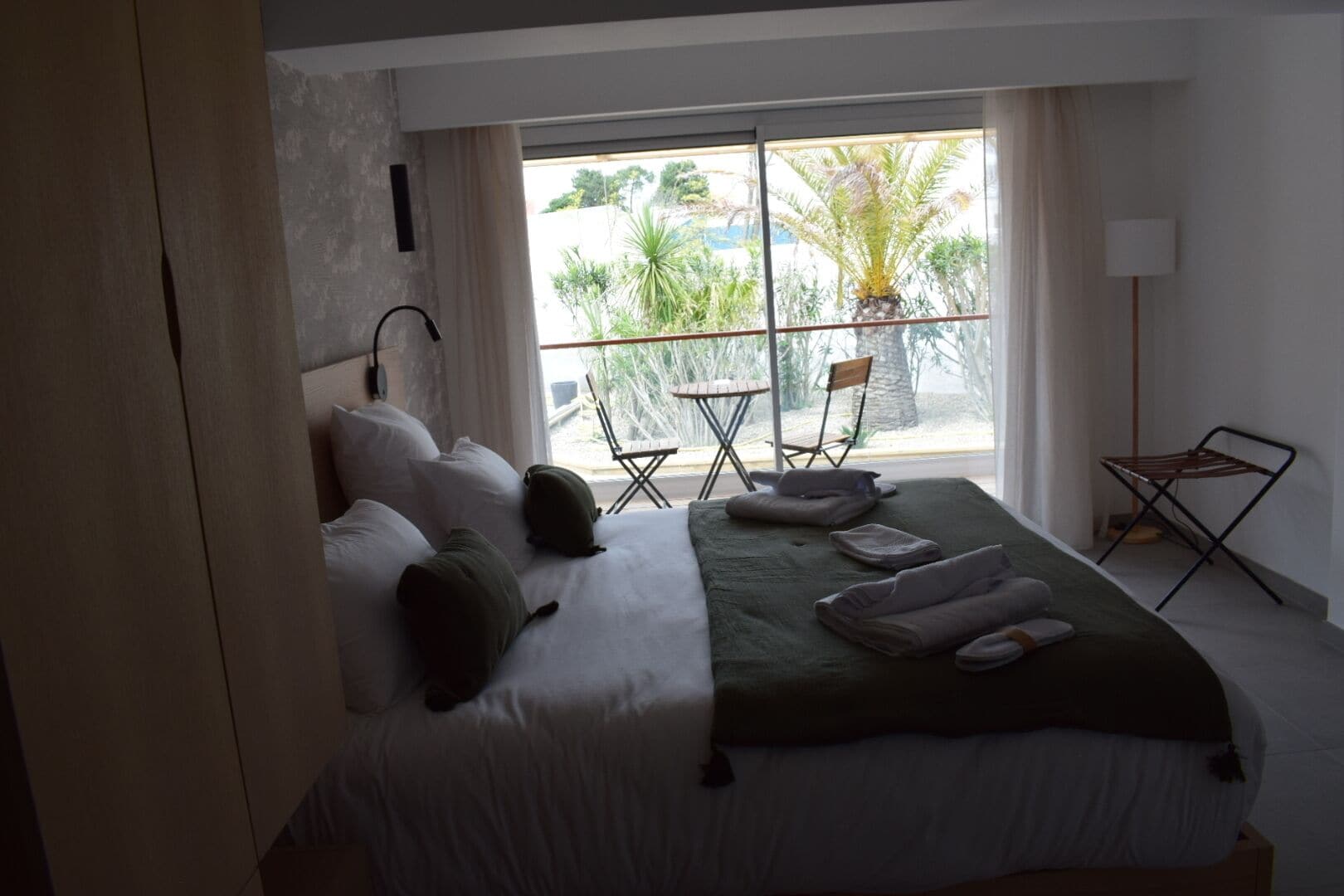 superior double room, garden view | premium bedding, in-room safe, desk, free wifi