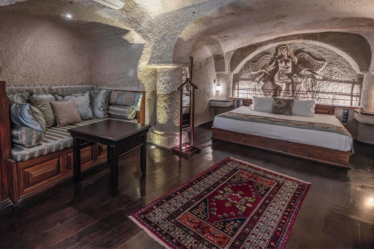 Sultan Suite | Roupas de cama premium, camas Select Comfort, frigobar