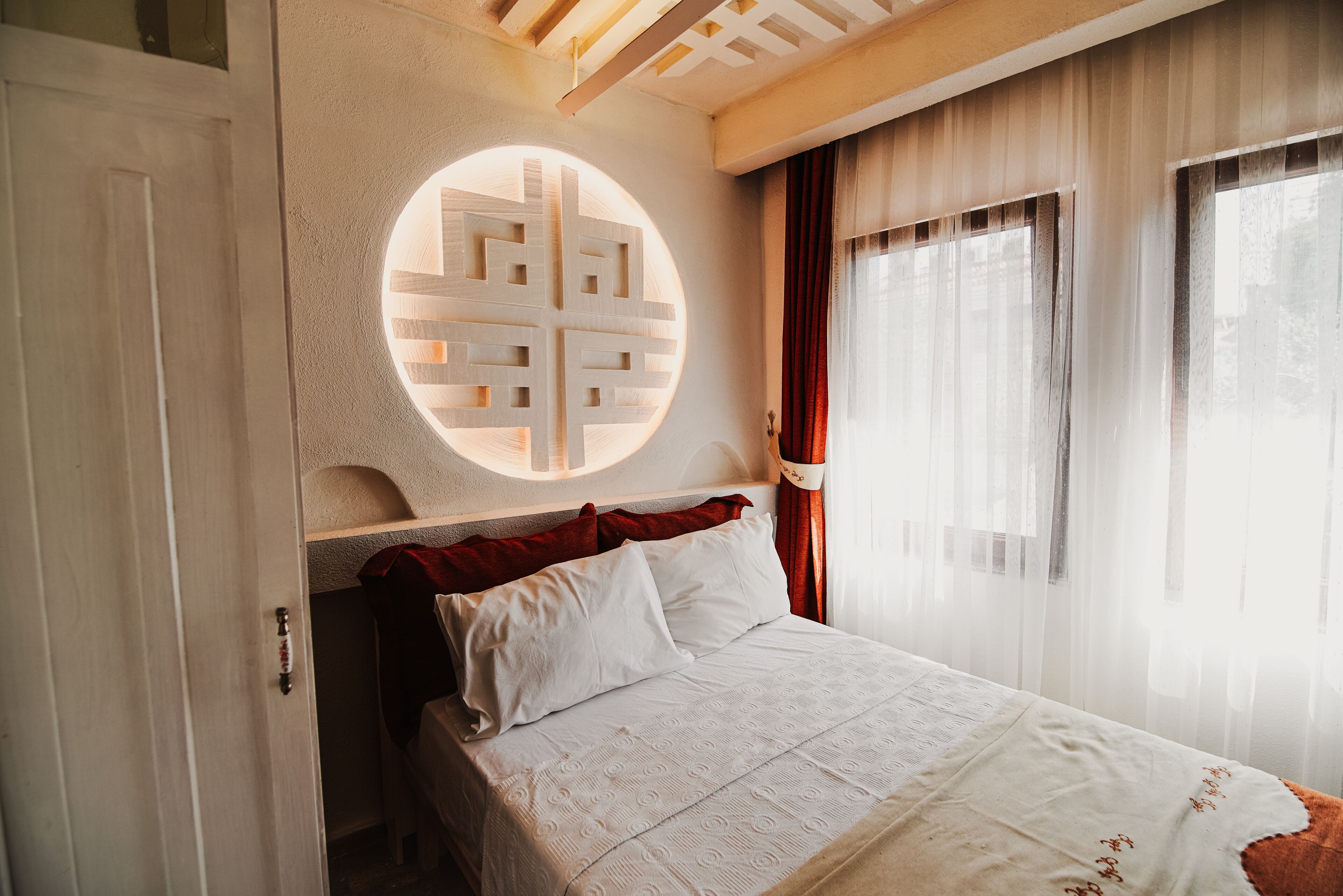 economy double room | 1 bedroom, blackout curtains, soundproofing, free wifi