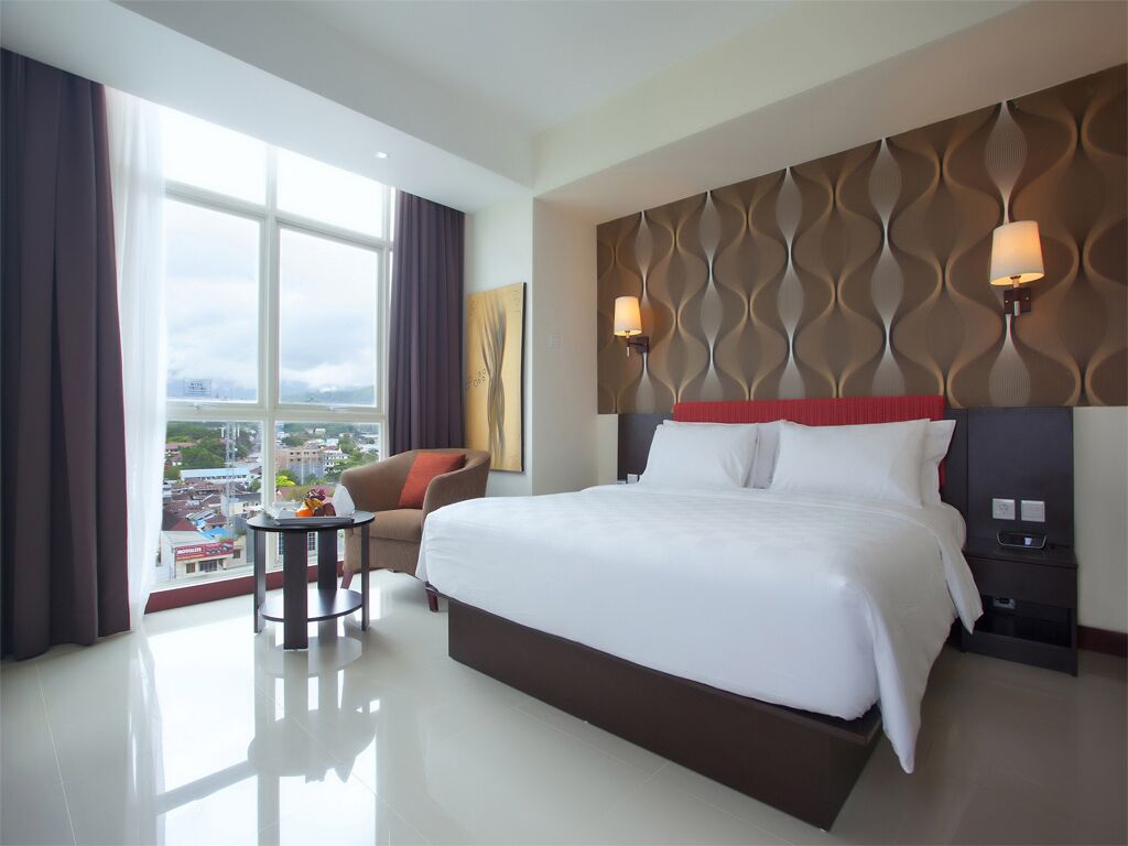 Chambre Deluxe, 1 grand lit, non-fumeur, vue ville