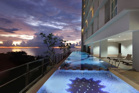 Outdoor pool. Best Western The Lagoon Hotel