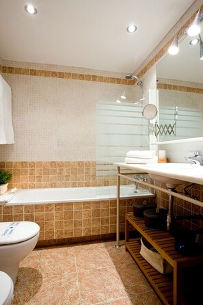 Apartment, 1 Bedroom | Bathroom - Picasso Apartment (Barcelona)