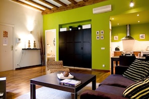 Apartment, 1 Bedroom | Living room - Picasso Apartment (Barcelona)