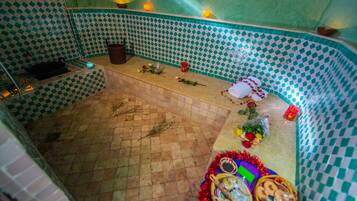Turkish bath/hammam, manicures and pedicures