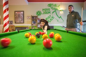 Billiards - Four Courts Hostel (Dublin)