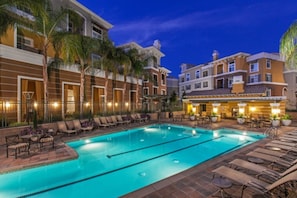 Outdoor pool, open 8 AM to 10 PM, sun loungers