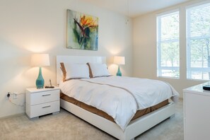 奢華公寓, 1 間臥室 | 1 間臥室、高級寢具、書桌、筆電工作空間