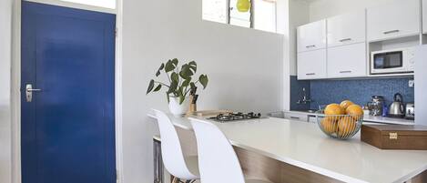 Apartment | Private kitchen | Full-sized fridge, microwave, stovetop, dishwasher