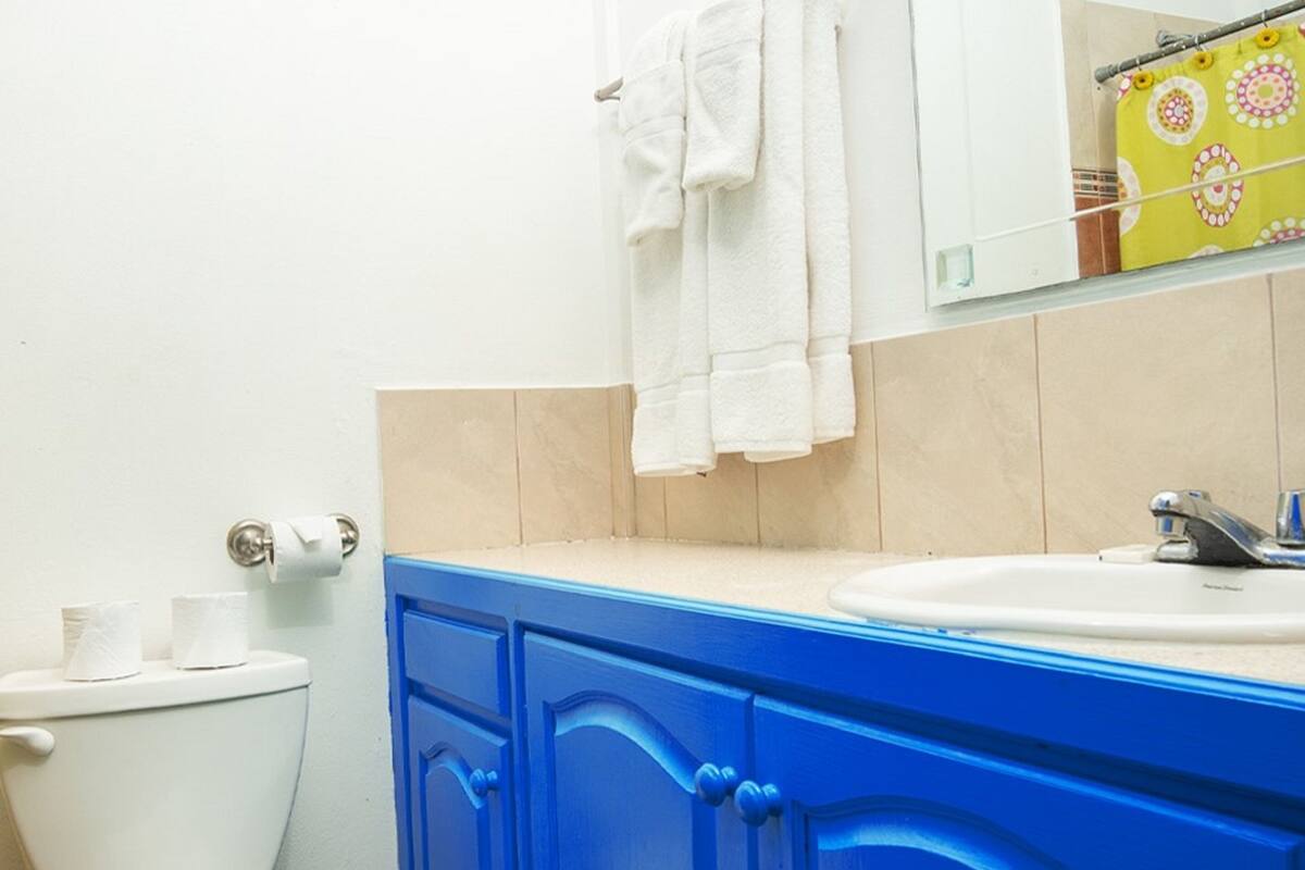 economy double or twin room, 1 bedroom, kitchenette | bathroom | shower, towels