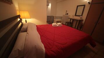 Soundproofing, free WiFi, bed sheets
