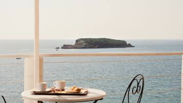 Superior Double Room Balcony Sea View | Terrace/patio