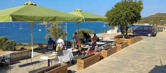 Poseidon Beach Villas