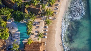 On the beach, white sand, scuba diving, beach bar