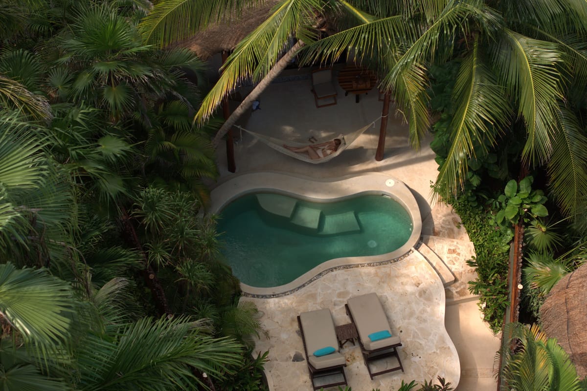 Villa Signature | Draps en coton égyptien, literie de qualité, minibar, coffre-fort