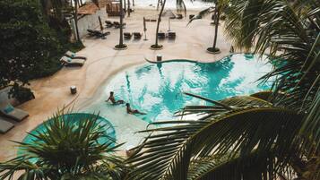 Alberca al aire libre