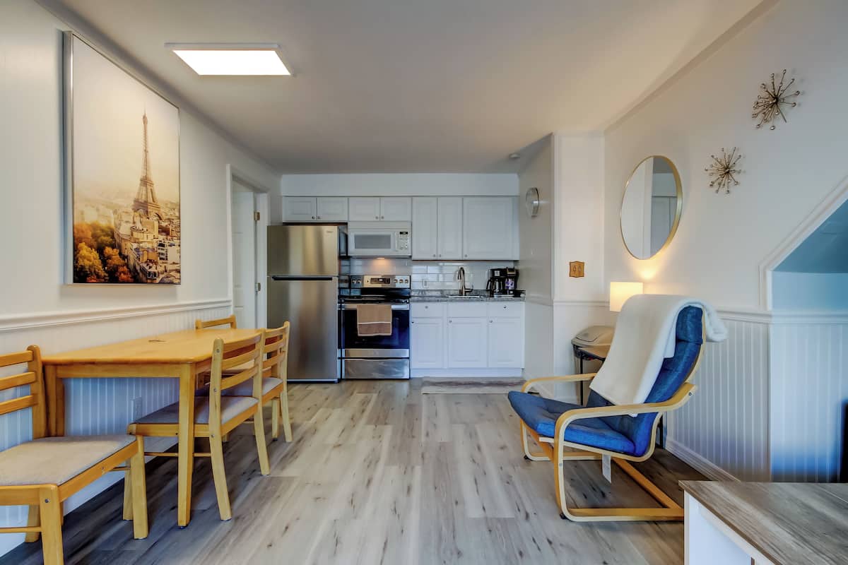 Carousel #7 | 1 slaapkamer, individueel gedecoreerd, individueel gemeubileerd